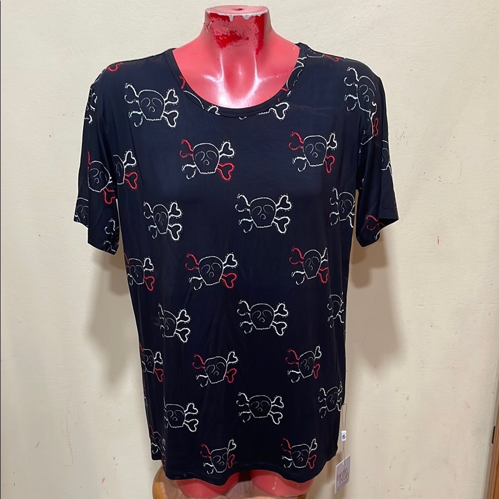 NWT Birdie bean Red and Black Short Sleeve Tee with Bow Pattern top blouse
